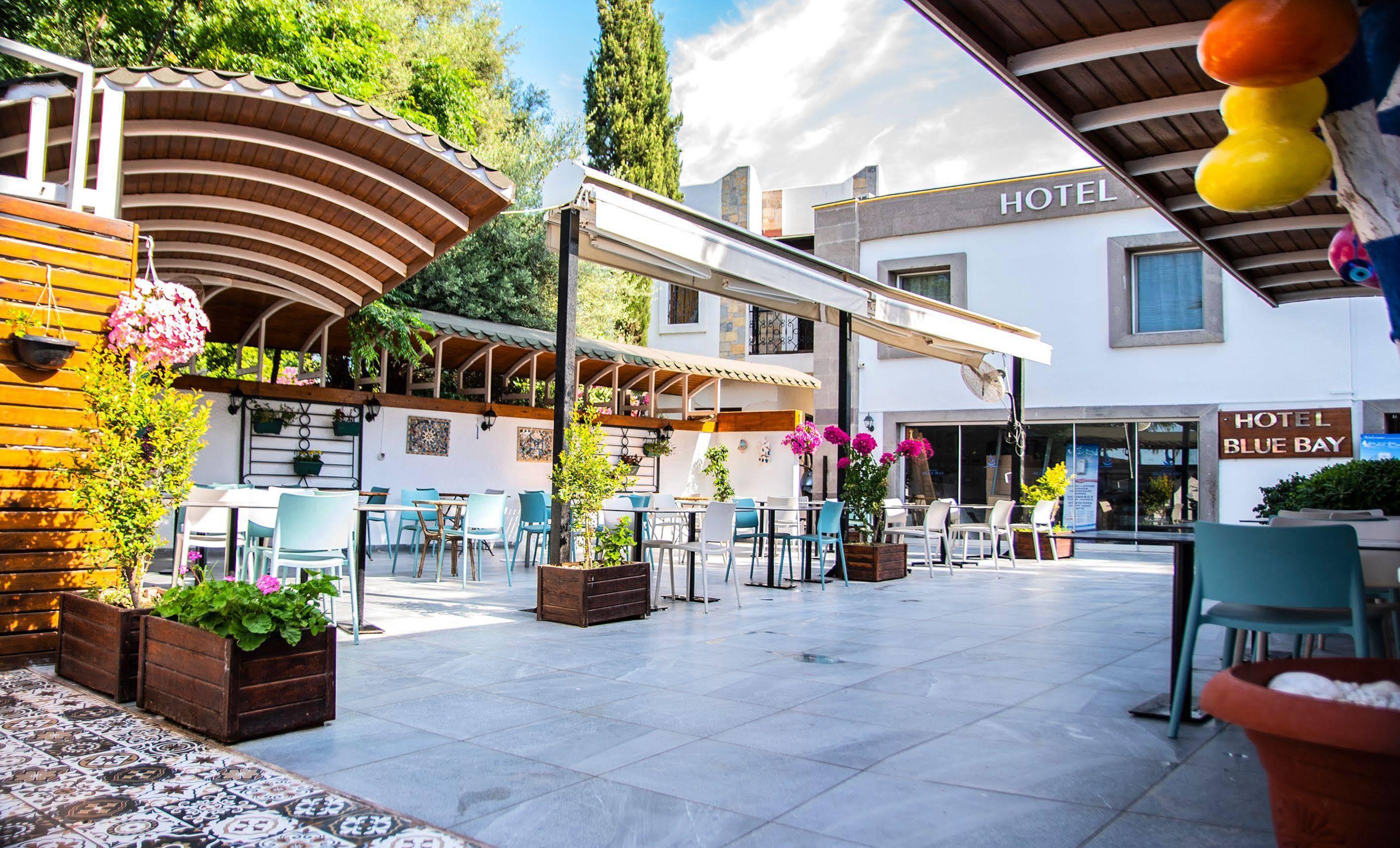 Blue Bay Beach Hotel (Adults Only) Битез Экстерьер фото