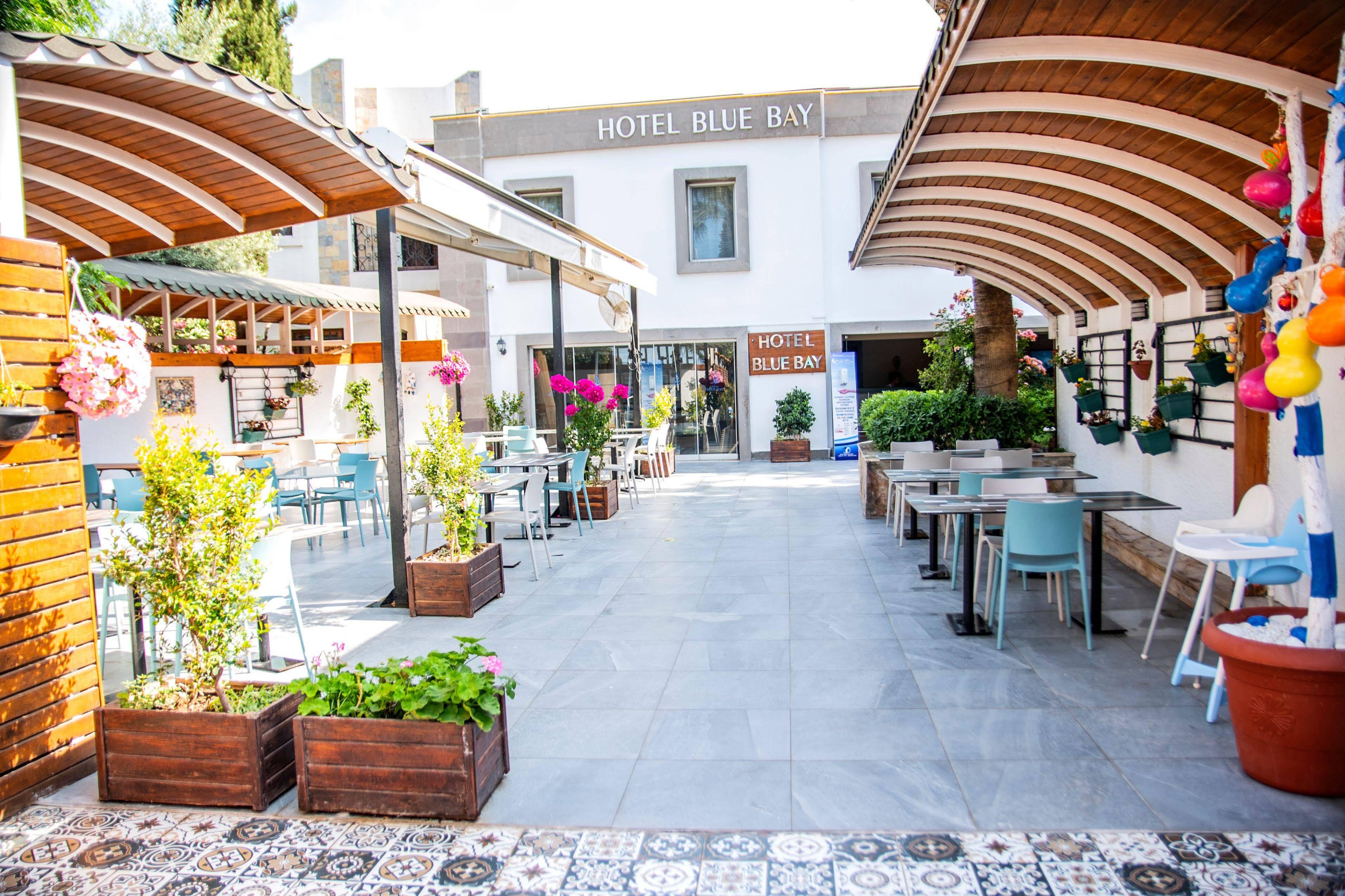 Blue Bay Beach Hotel (Adults Only) Битез Экстерьер фото