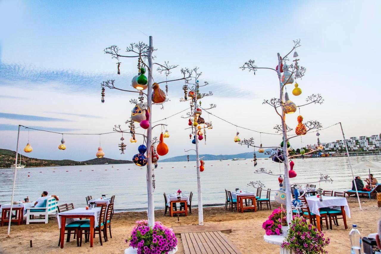 Blue Bay Beach Hotel (Adults Only) Битез Экстерьер фото
