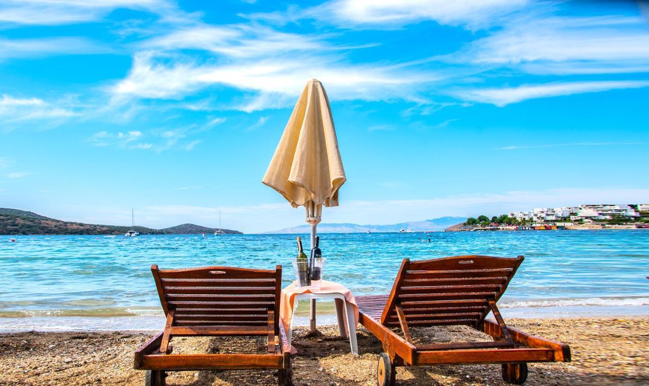 Blue Bay Beach Hotel (Adults Only) Битез Экстерьер фото